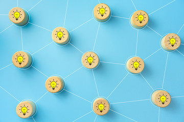 思念、想念、怀念、惦念如何区别？