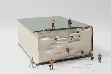 思念、想念、怀念、惦念如何区别？